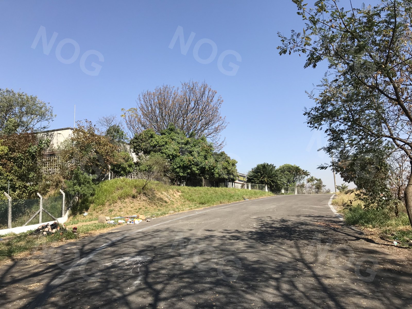 TERRENO/VENDA
